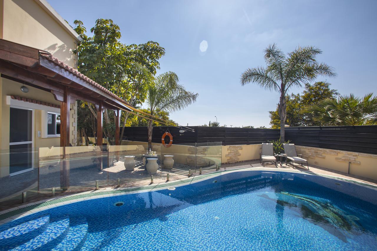 Ayia Napa Tropical Beach Villa Exterior photo